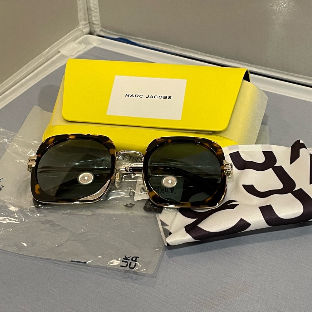 NIB Auth Marc Jacobs MJ1101/S Tortoise Brown Square Gold Logo Sunglasses Rt $215